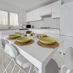 Willa Villa Sud Famille Jardin Piscine Plage & Nature *
